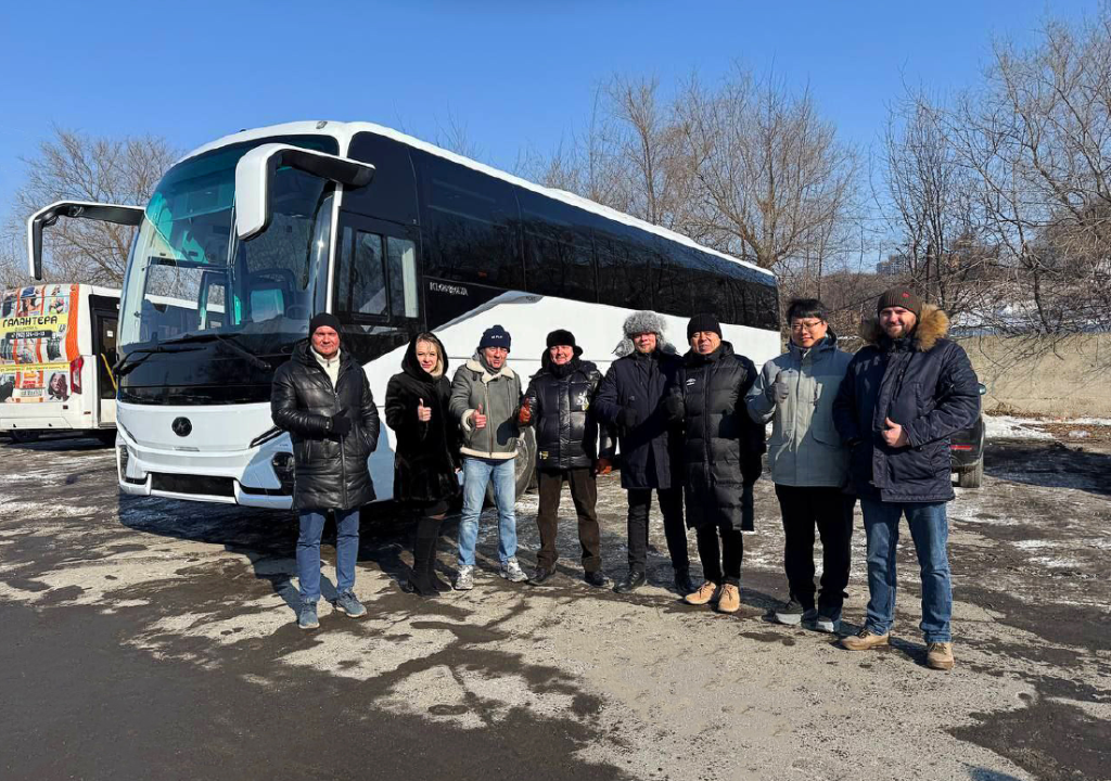 Higer_2.jpg Higer_2.jpg