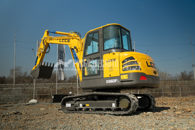 Купить Экскаватор гусеничный LGCE E660FL (Резиновая гусеница, Двухпоточная  гидролиния (X3)) в компании Русбизнесавто - изображение 8