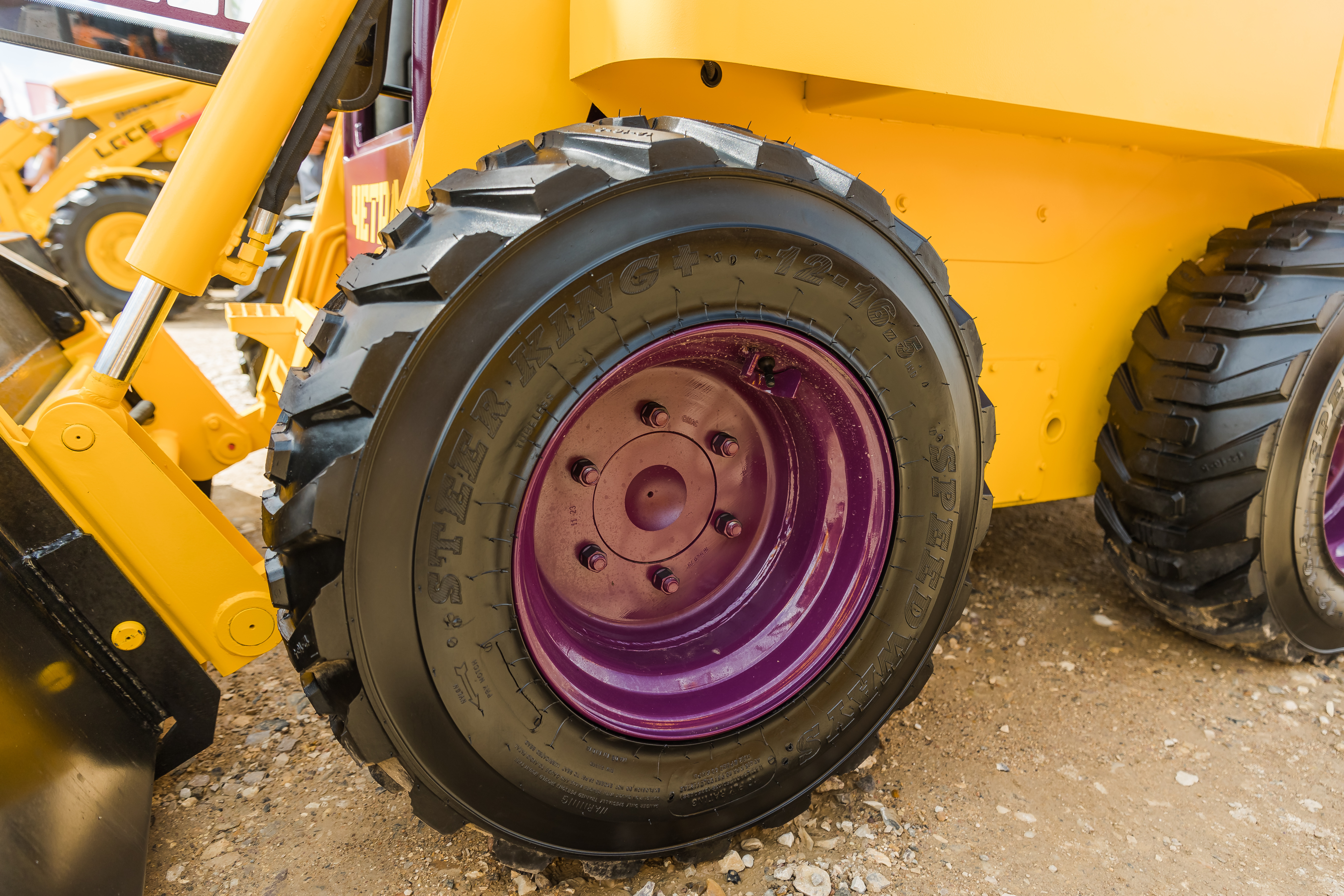 Купить Мини-погрузчик ЧЕТРА МКСМ 1600М (Комплектация ПРЕМИУМ) в компании Русбизнесавто - изображение 14