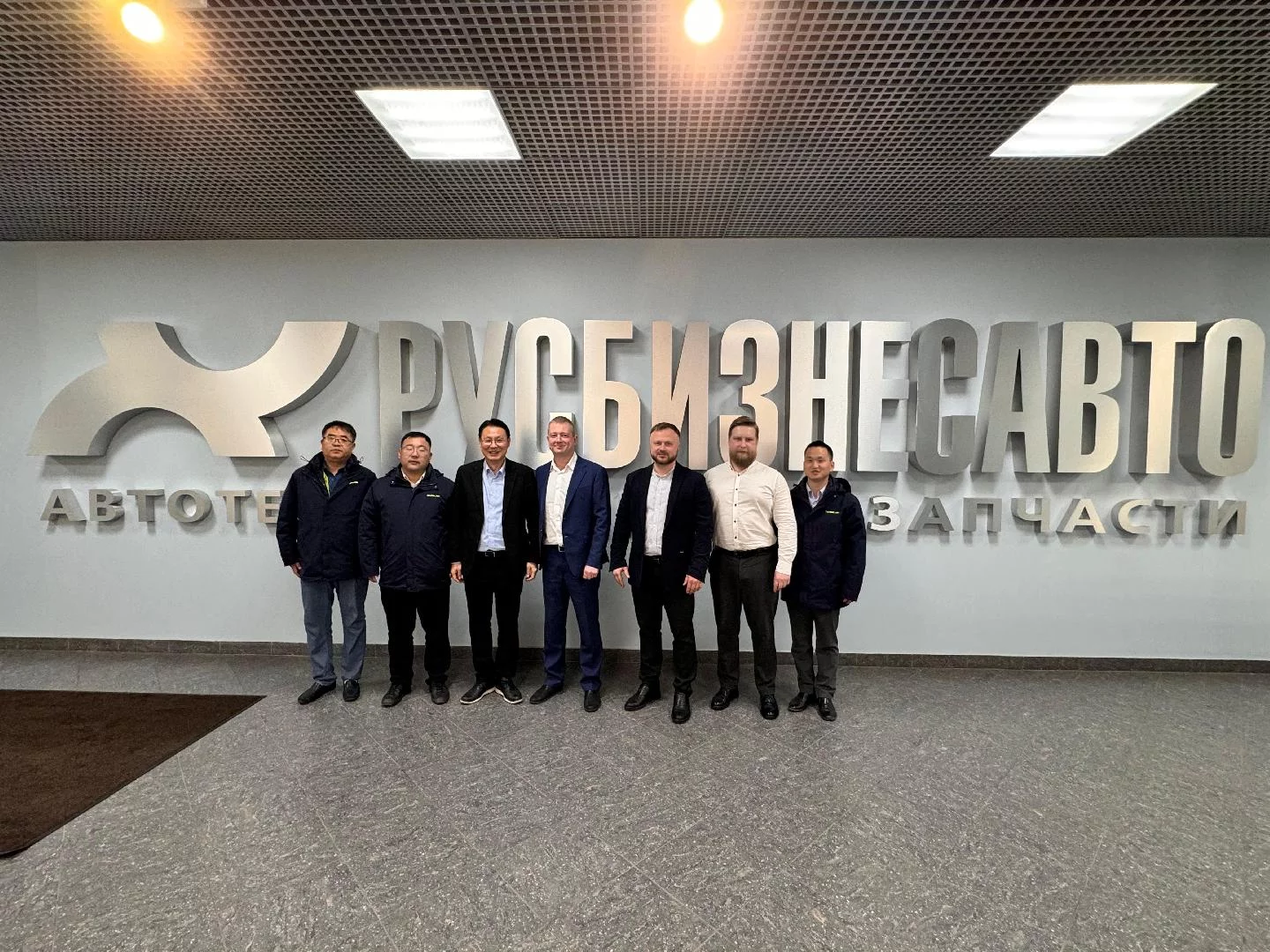 Изображение к статье «Делегация завода Zoomlion посетила «Русбизнесавто»»